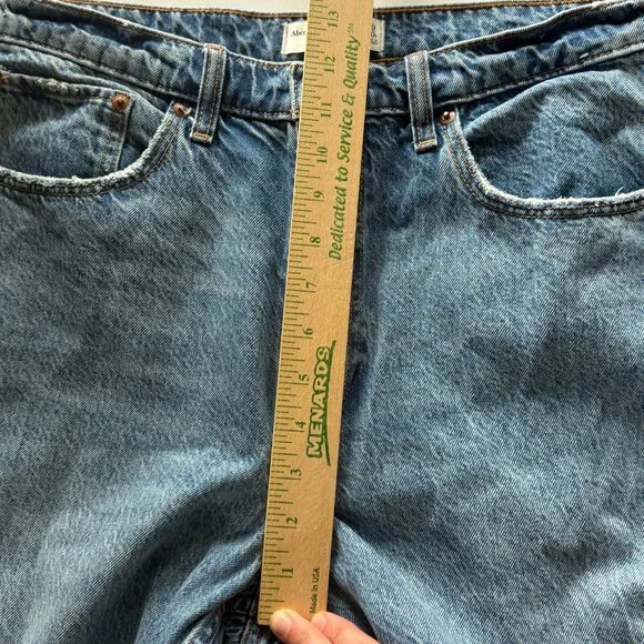 Abercrombie & Fitch The Loose high rise Jeans Sz 30 / 10 S - Picture 8 of 9